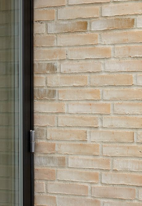 Terraced houses, Soeloekken in Hjortshoej, Facing Brick W 105 Ingefaer