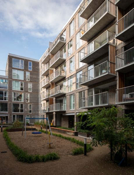 Apartment building, Sandkaj in Copenhagen Nordhavn, Facing Bricks W 309 Dyb Roed, W 449 Kul, W 453 Grafit, W 447 Mahogni