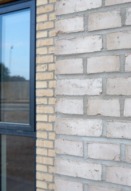 Apartment building, Jernstoeberigrunden in Odense, Facing Bricks W 447 Flint and W 479 Sand