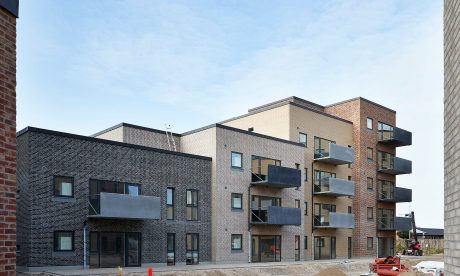 Apartment building, Jernstoeberigrunden in Odense, Facing Bricks W 447 Flint and W 479 Sand