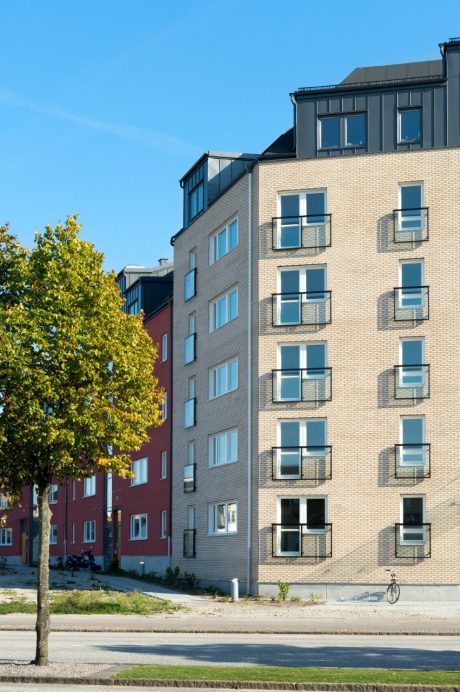 Apartment Building in Malmoe, Facing Brick, W 448 Ravnholt