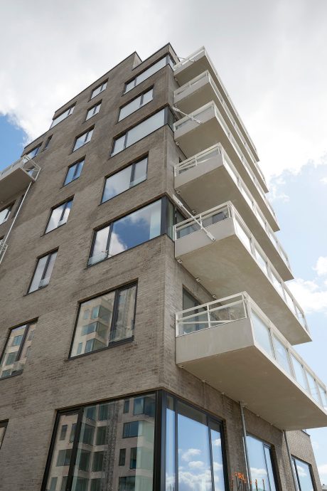 Apartment building, Havnebryggen on Islandsbrygge, Facing Brick W 450 Jern