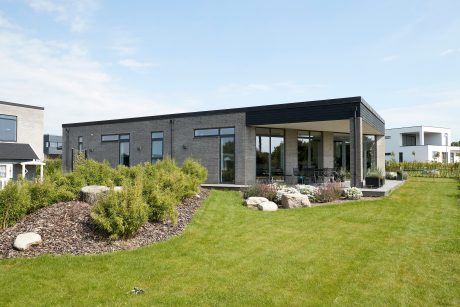 Single family house at Laksedalen in Brabrand, Facing Brick W 450 Jern