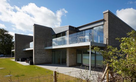 Terraced houses at Sdr. Egevej in Ry, Facing Brick W 450 Jern