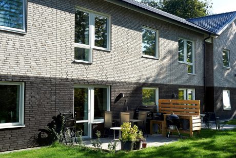 Brick: EW0454 Svart Onyx - EW0447 Flint | Radhus, Skurup