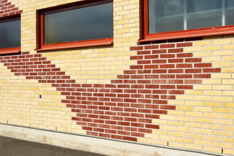 Sportcenter in Huskvarna, Facing Brick, Gul Spanad, Roed Spanad, Roed Rafflad