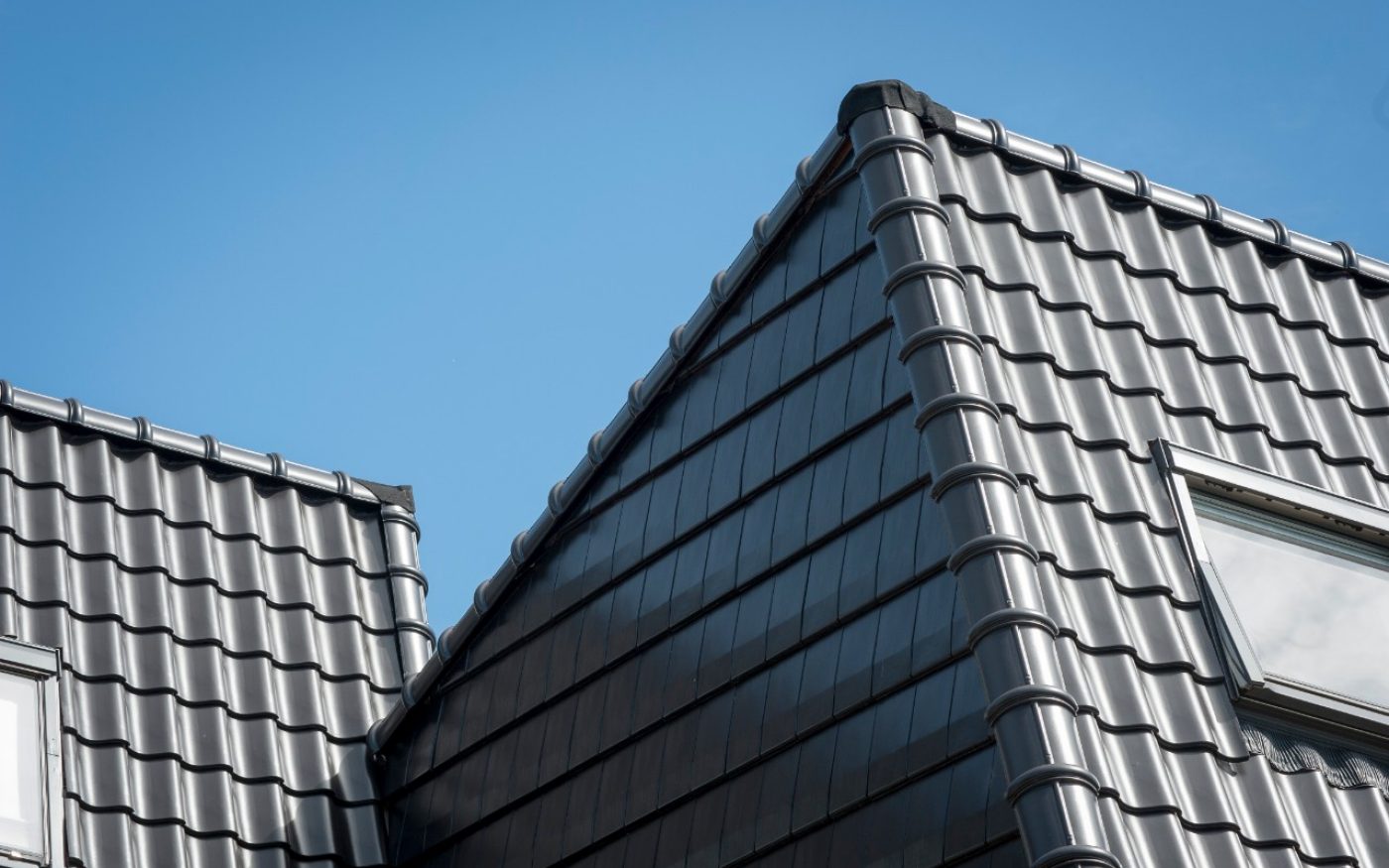 Madura Vulkaanzwart Edel-Engobe 755 | Renovation Enclosed Houses | Hoofddorp | Contractor: Metsel- en Timmerbedrijf Veldman, Jongbloed Onderhoudswerkzaamheden, Heerhugowaard | Client: Private