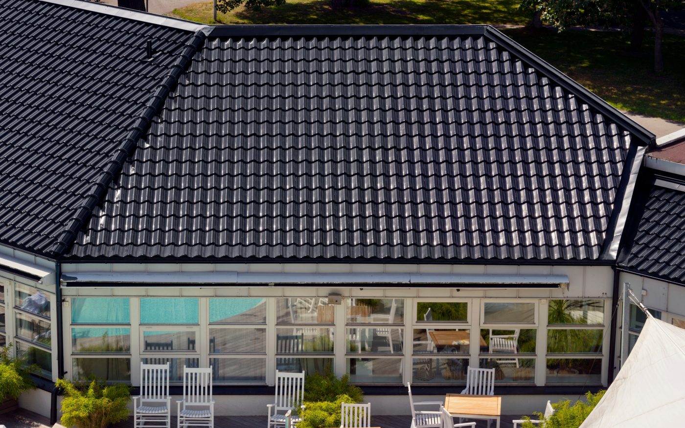 SPA in Ystad, Roof, Madura Black Glased 738