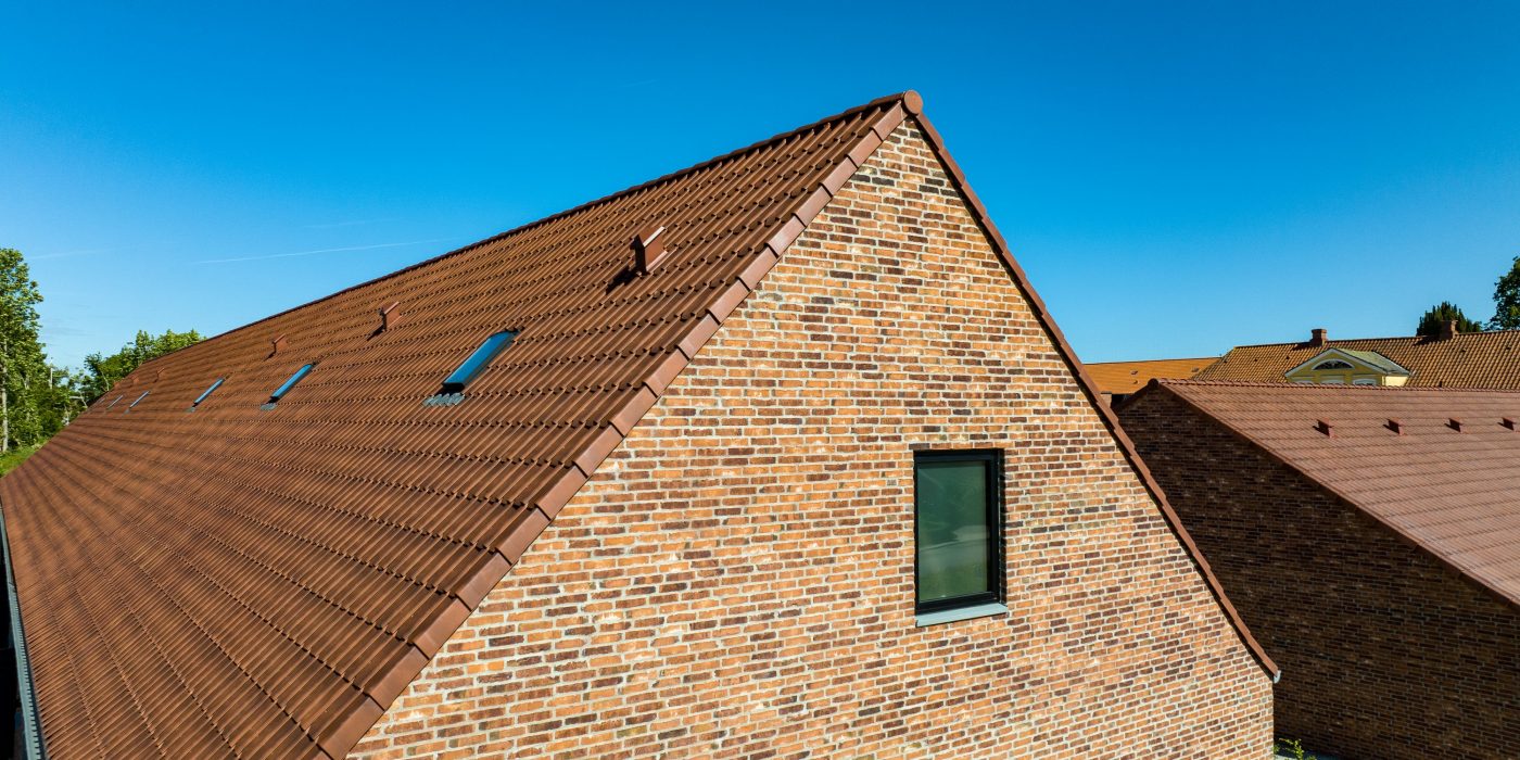 Fasadtegel - taktegel: EW3255 - Sinus | Agttrup Gårdhuse, Danmark