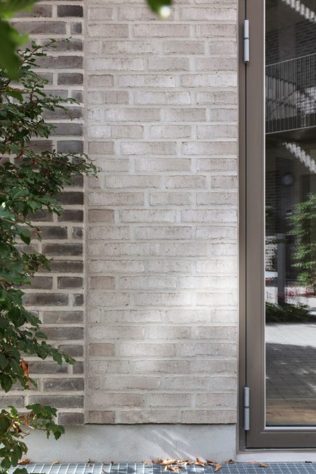 Fasadtegel: EW0450 Jern - EW0449 Kul - EW0447 Flint | Bellakvarteret, Danmark