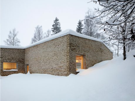 Fasadtegel - Bronsgroen - Tanum Menighedscenter, Norge