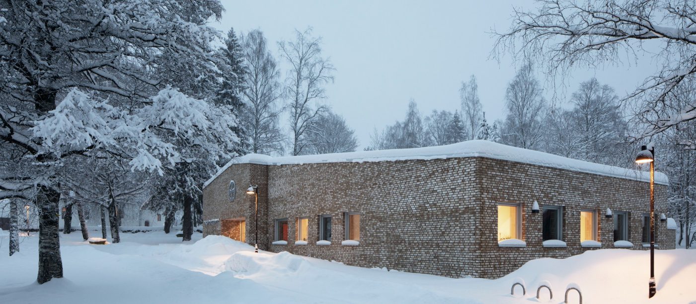 Fasadtegel - Bronsgroen - Tanum Menighedscenter, Norge