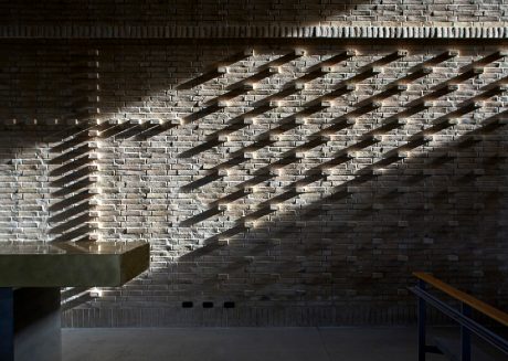 Mursten: EW2172 Avignong Coal | Hvinningdal Kirke