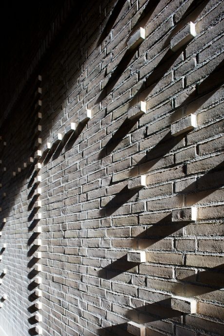 Mursten: EW2172 Avignong Coal | Hvinningdal Kirke