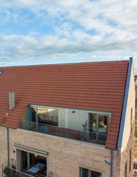 Taktegel - Datura Naturrød - Oluf Bagers Plads, Danmark