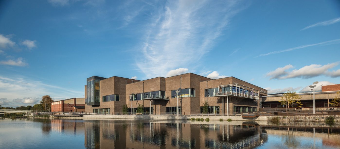 Brick: Antik Mocca - Antik Brunsvart struktur | Munktell Badet, Sweden