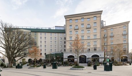 Brick: EW2136 Light Coal - EW2166 Sisteron - EW0409 Valmue | Liseberg Grand Curiosa Hotel, Göteborg