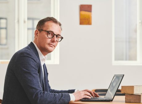 Employee Egernsund Wienerberger