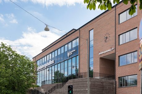 Fasadtegel: EW0409 Valume | Rödabergsskolan, Sverige