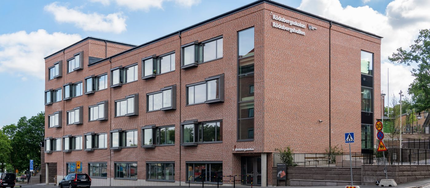 Fasadtegel: EW0409 Valume | Rödabergsskolan, Sverige