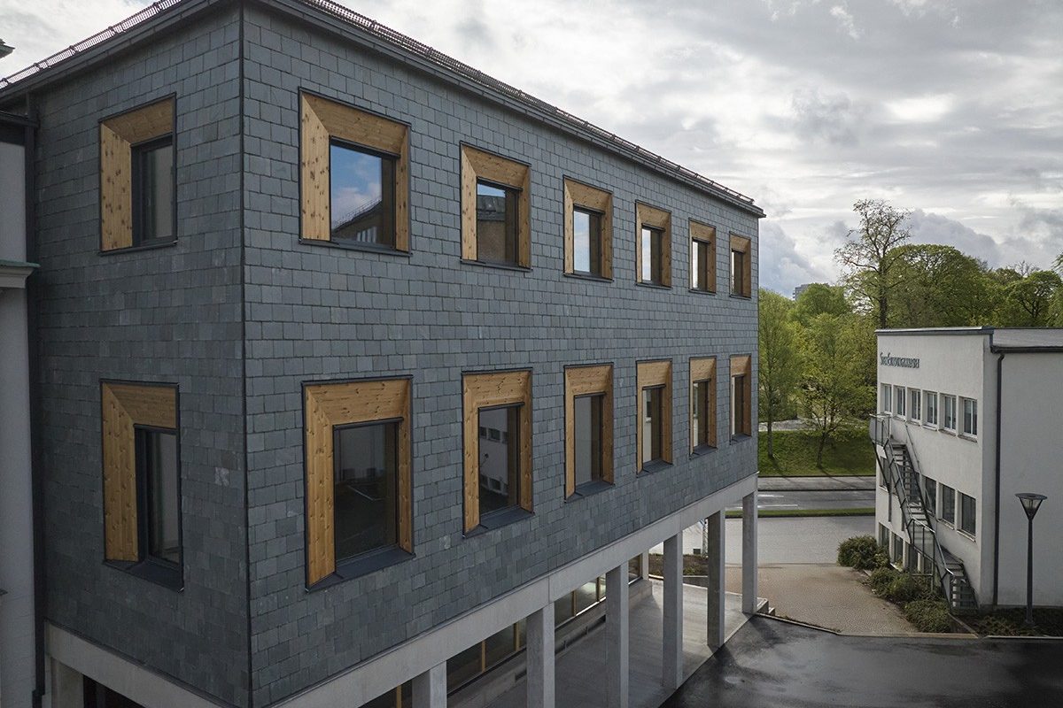 Skärmtegel: Skiffer US Green | Sven Eriksongymnasiet