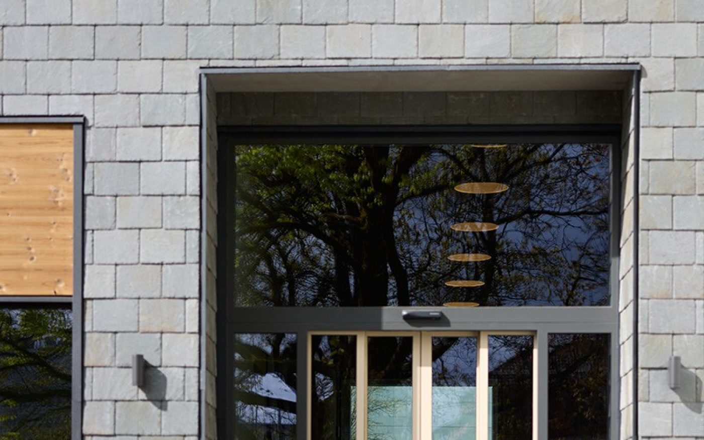 Skärmtegel: Skiffer US Green | Sven Eriksongymnasiet