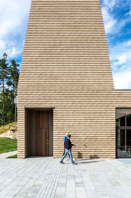 Skärmtegel: URBAN Frederiksberg | Vennesla Kirke, Norge