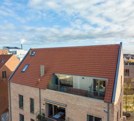 Taktegel - Datura Naturrød - Oluf Bagers Plads, Danmark