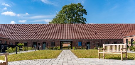 Fasadtegel - taktegel: EW3255 - Sinus | Agttrup Gårdhuse, Danmark