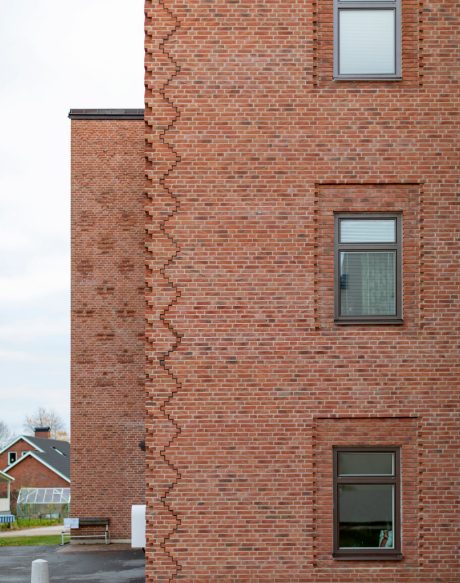 Fasadtegel: EW0492 Lava | Smedsgården, Askersund