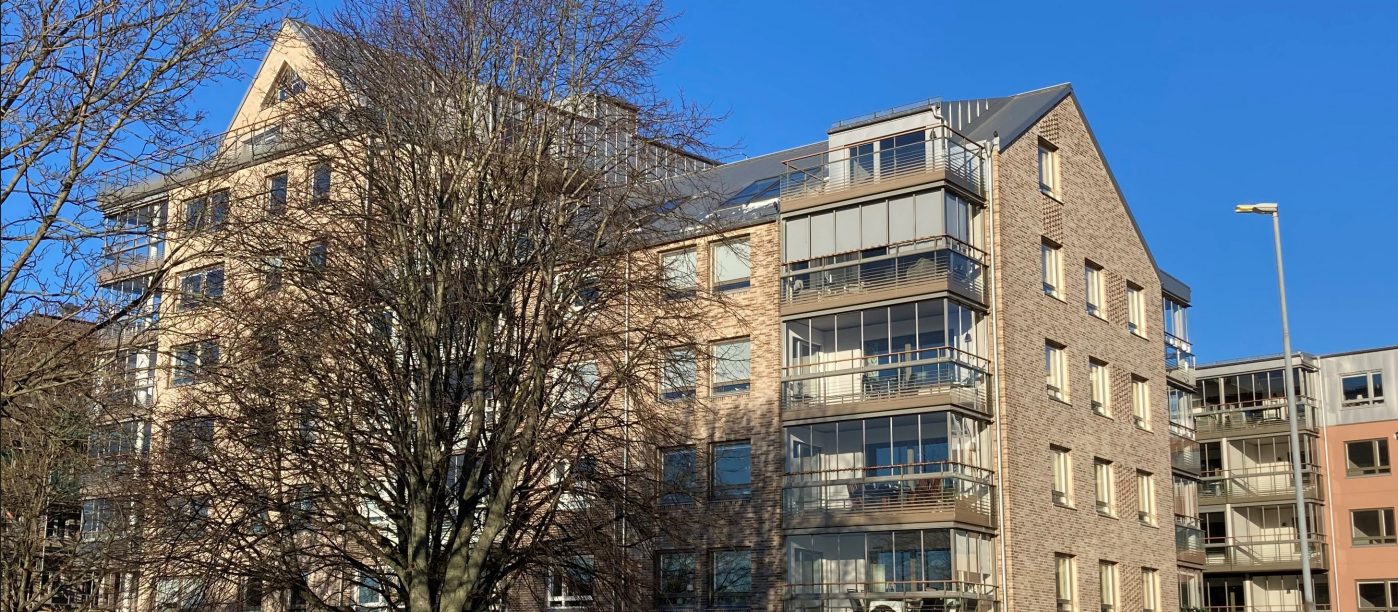 Brick: EW2423 Twilight - EW2135 White Bonasus - EW2164 Limoux | Brf Rosenfred, Sweden