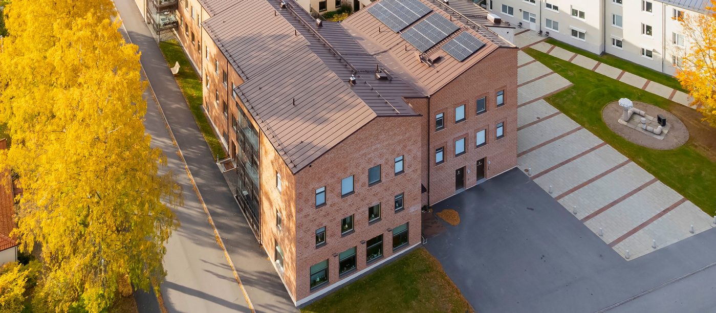 Fasadtegel: EW0492 Lava | Smedsgården, Askersund