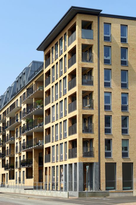 Fasadtegel - EW0491 Magma - EW0103 Raps - Citadellskajen, Malmö