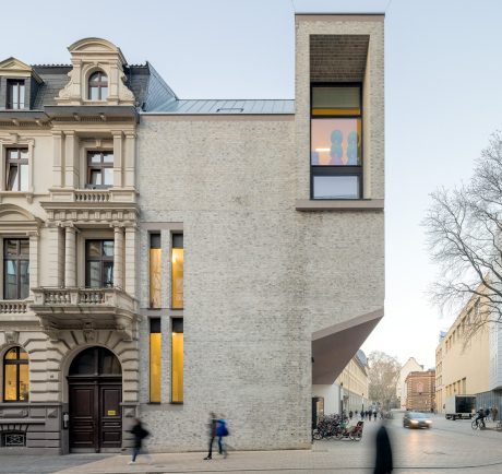Fasadtegel - EW3737 Royal Grey - Haus der Bildung, Köln