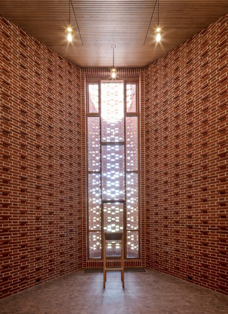 Church building, chapel, Multired