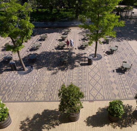Renovation public space | Artis square, Amsterdam | Pavers:  Brons form moulded DF, Nero water struck DF and Nero form moulded DF | Architect: Landscape architect Michael van Gessel, Amsterdam | Client: Nature Artis Magistra, Amsterdam | Contractor: Schadenberg Infra BV, Hem