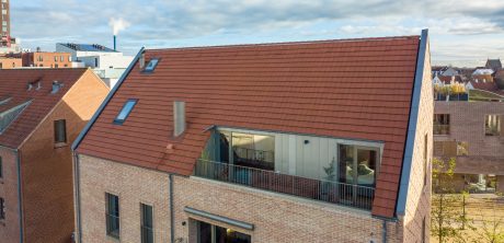 Taktegel - Datura Naturrød - Oluf Bagers Plads, Danmark