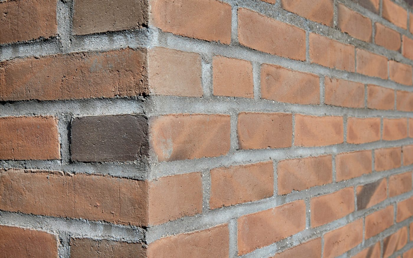 Apartment Building in Hilleroed, Facing Brick Brun Valmue