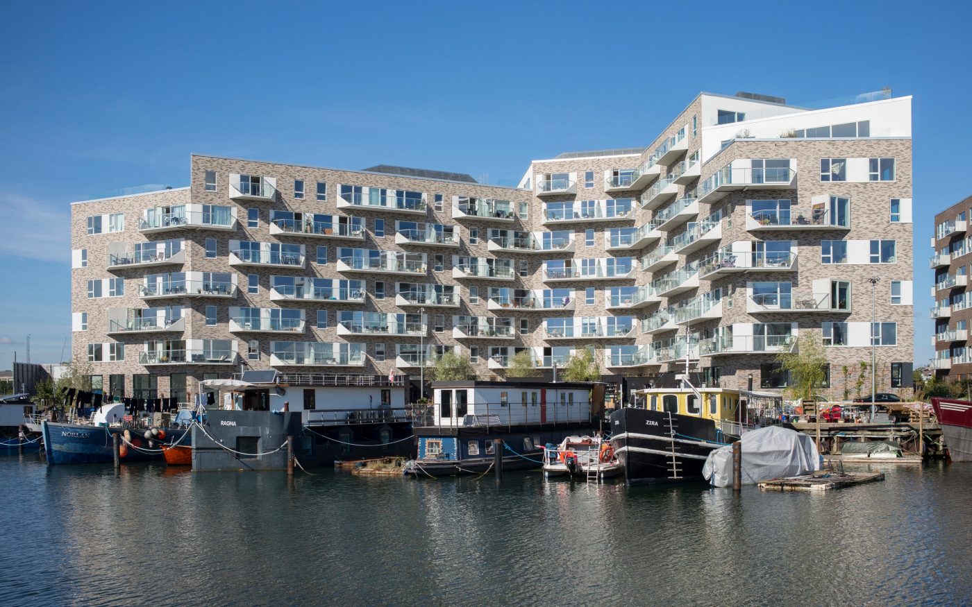 Apartment Building in Copenhagen, Mix of Facing Bricks W 450 Jern and W 447 Flint
